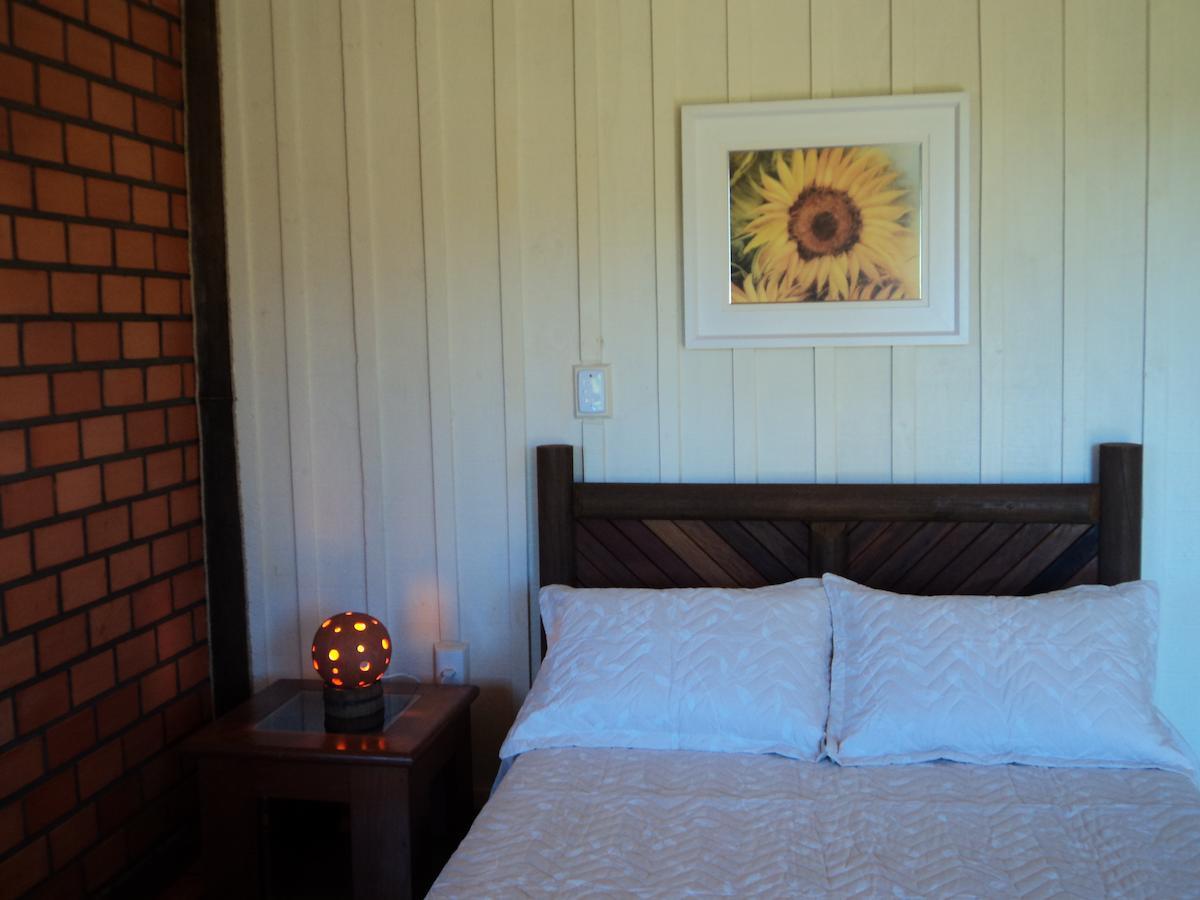 Hotel Fazenda E Pousada Rancho Da Guaiaca Palmeira  Room photo